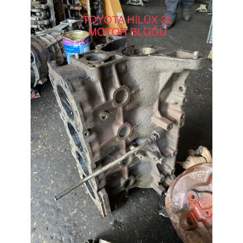 TOYOTA HİLUX  2L MOTOR BLOĞU